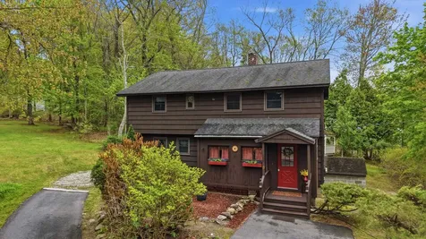 9 Lamb Road Nashua NH 03062