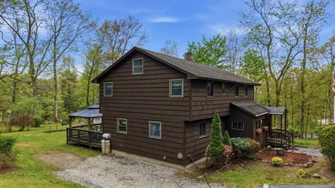 9 Lamb Road Nashua NH 03062