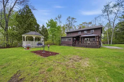 9 Lamb Road Nashua NH 03062