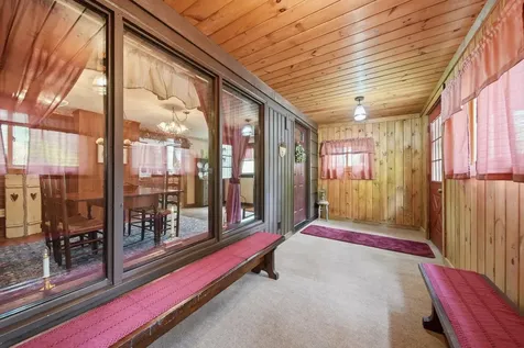9 Lamb Road Nashua NH 03062