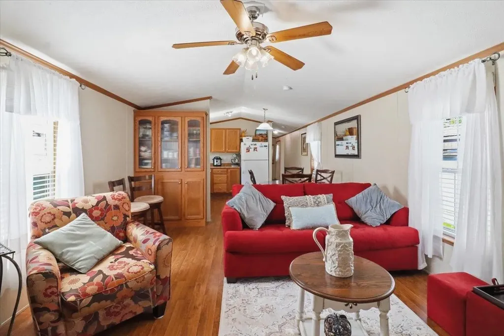 37 Penny Lane Shelburne VT 05482