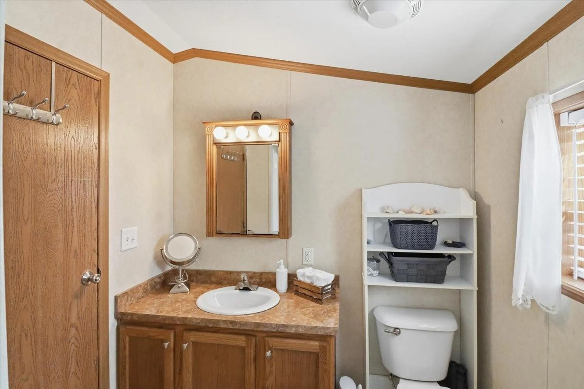 37 Penny Lane Shelburne VT 05482