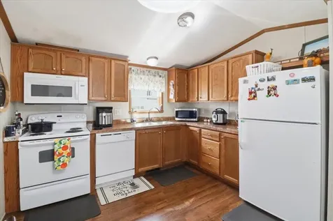 37 Penny Lane Shelburne VT 05482