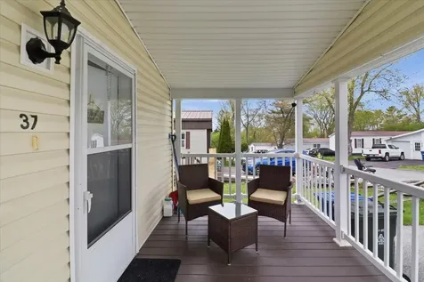 37 Penny Lane Shelburne VT 05482