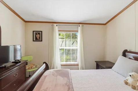 37 Penny Lane Shelburne VT 05482
