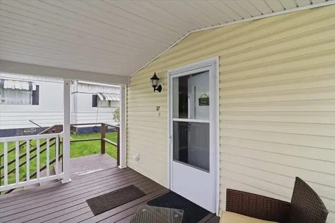 37 Penny Lane Shelburne VT 05482