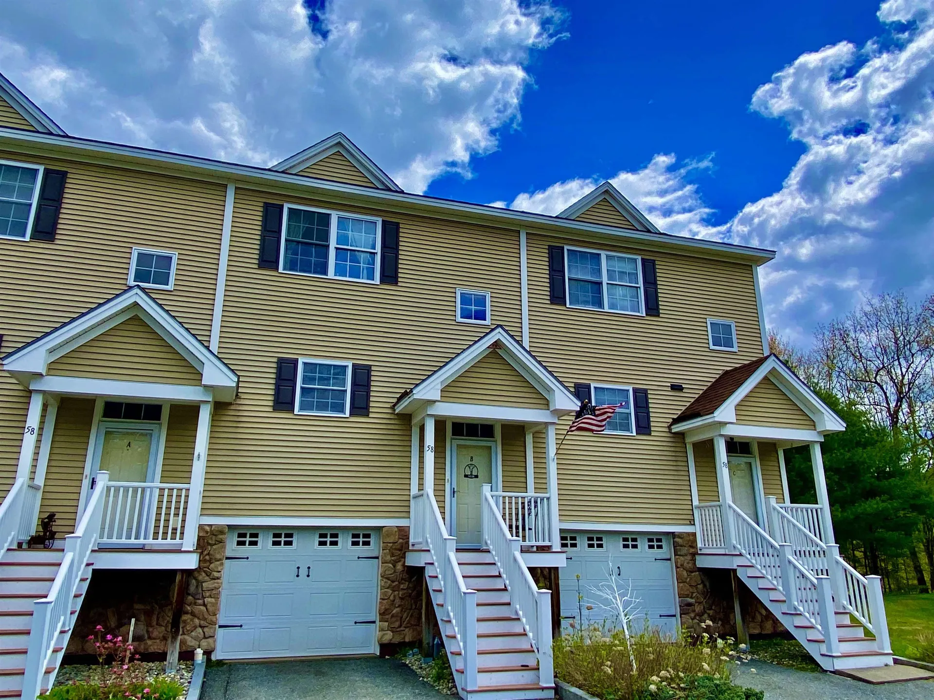 58 Winston Drive Hartford VT 05088