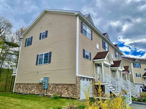 58 Winston Drive Hartford VT 05088