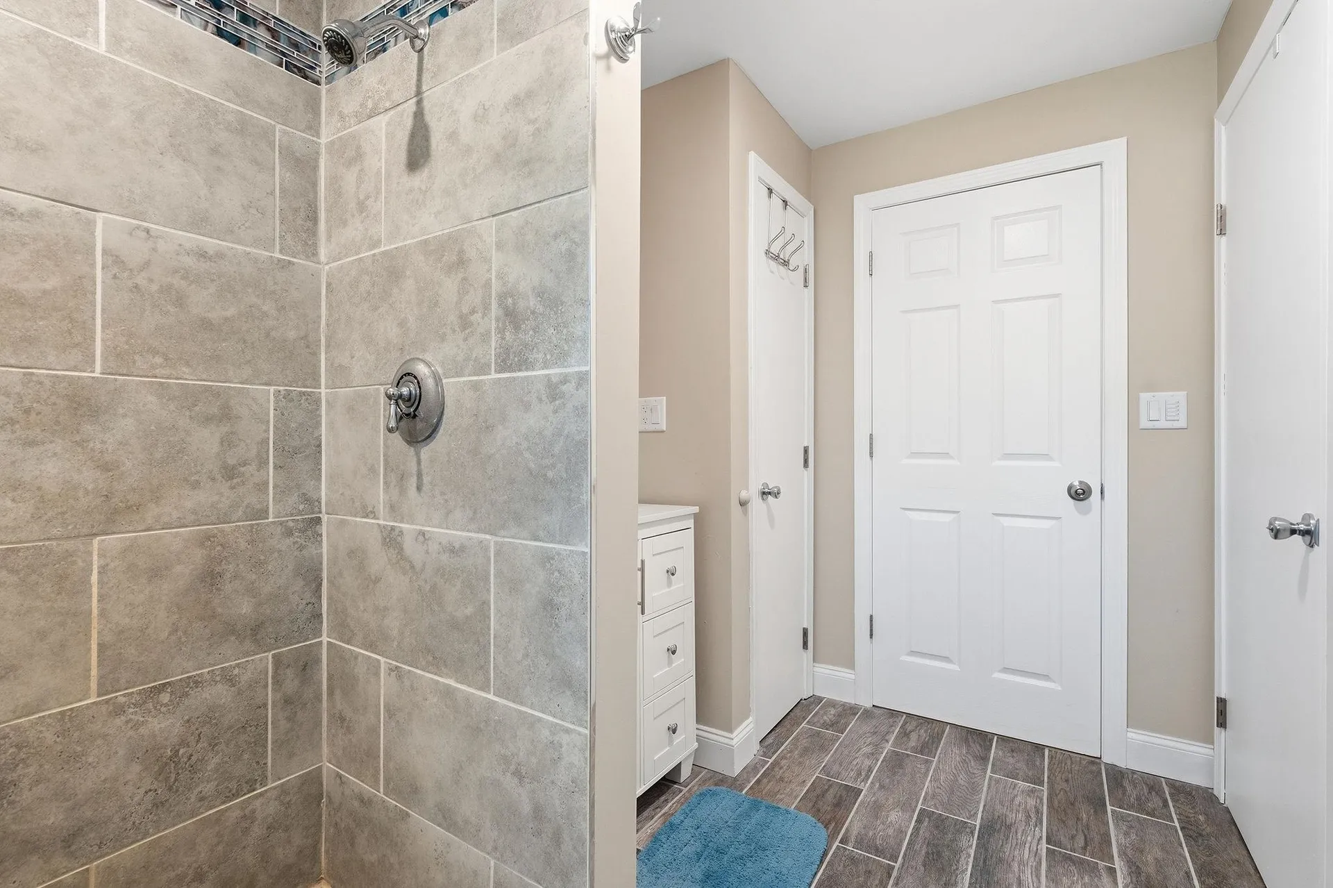 8 Rosewood Drive Bow NH 03304