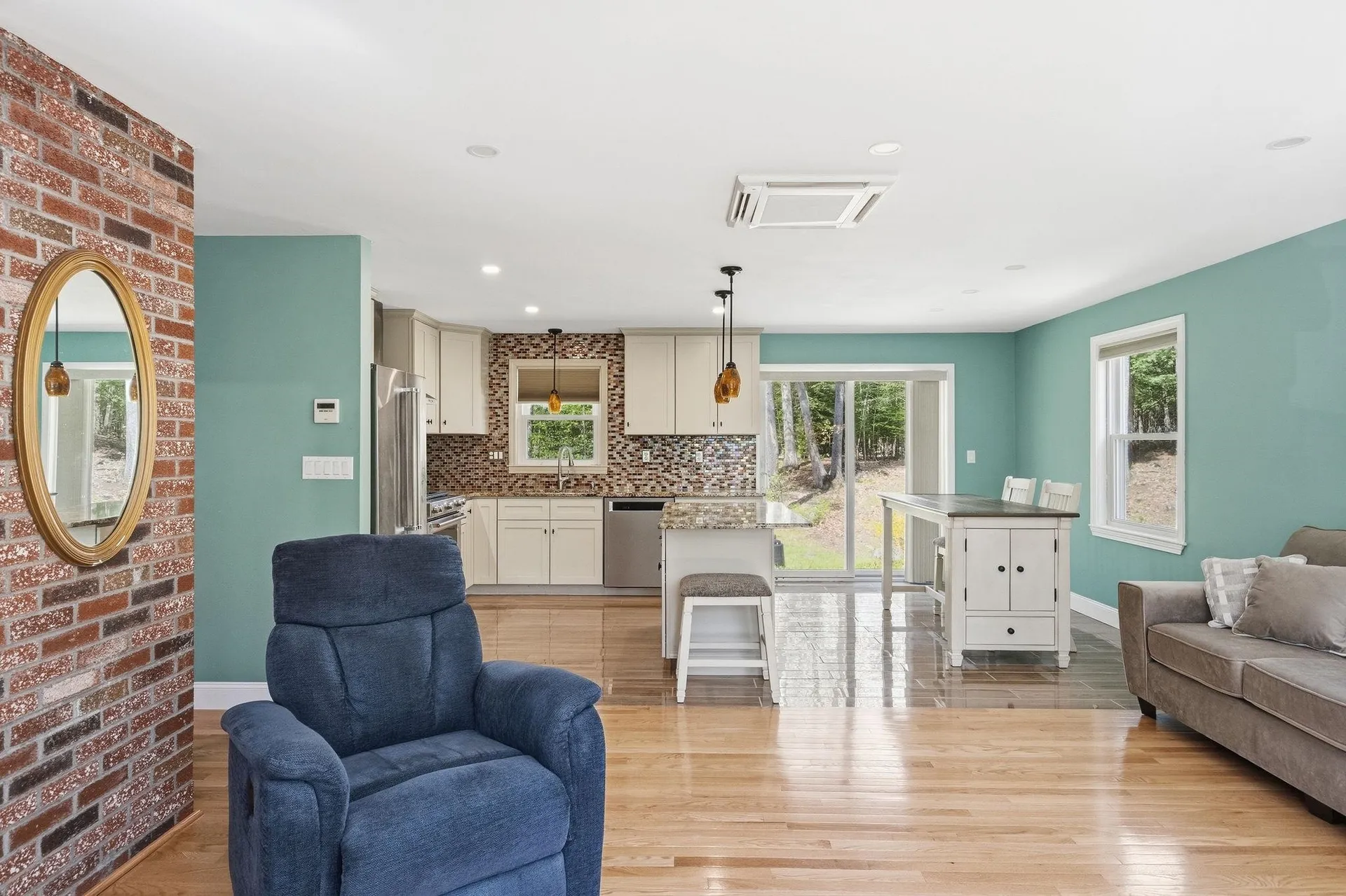 8 Rosewood Drive Bow NH 03304