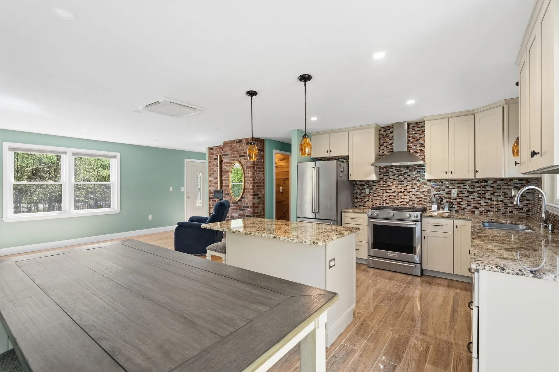8 Rosewood Drive Bow NH 03304
