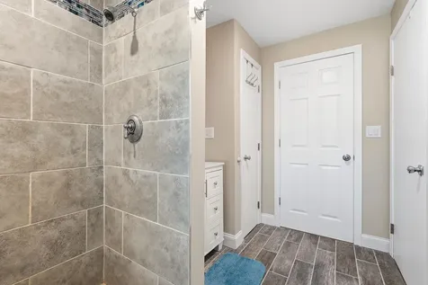 8 Rosewood Drive Bow NH 03304