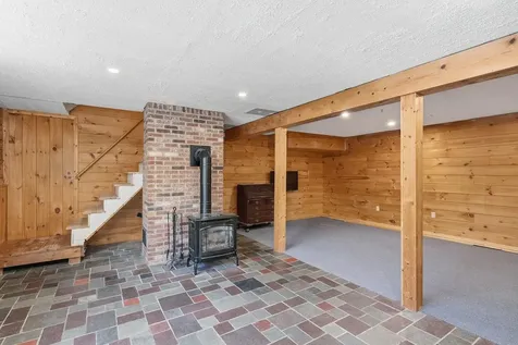 8 Rosewood Drive Bow NH 03304