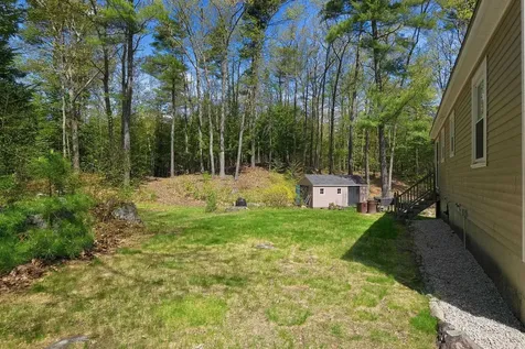 8 Rosewood Drive Bow NH 03304