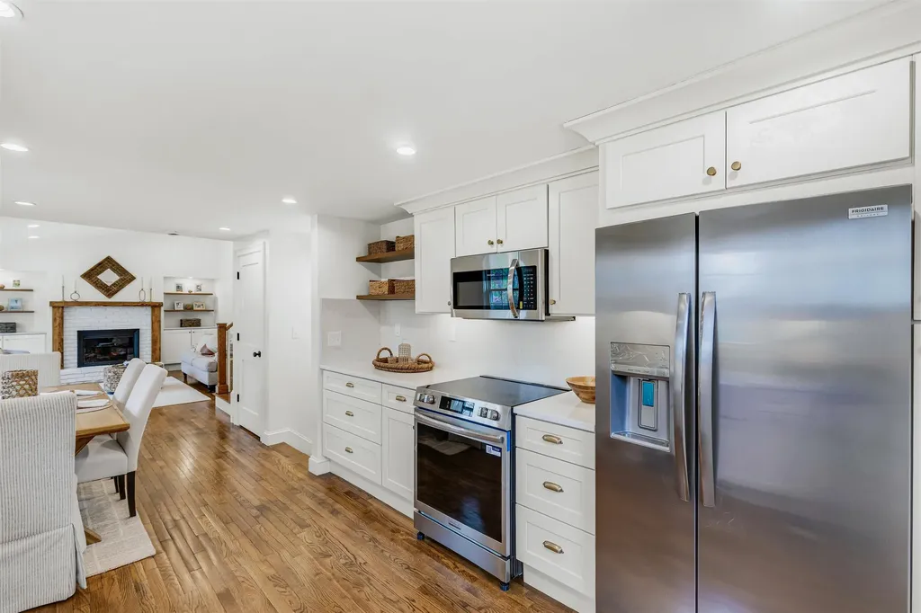 11 Merrimac Road Newton NH 03858