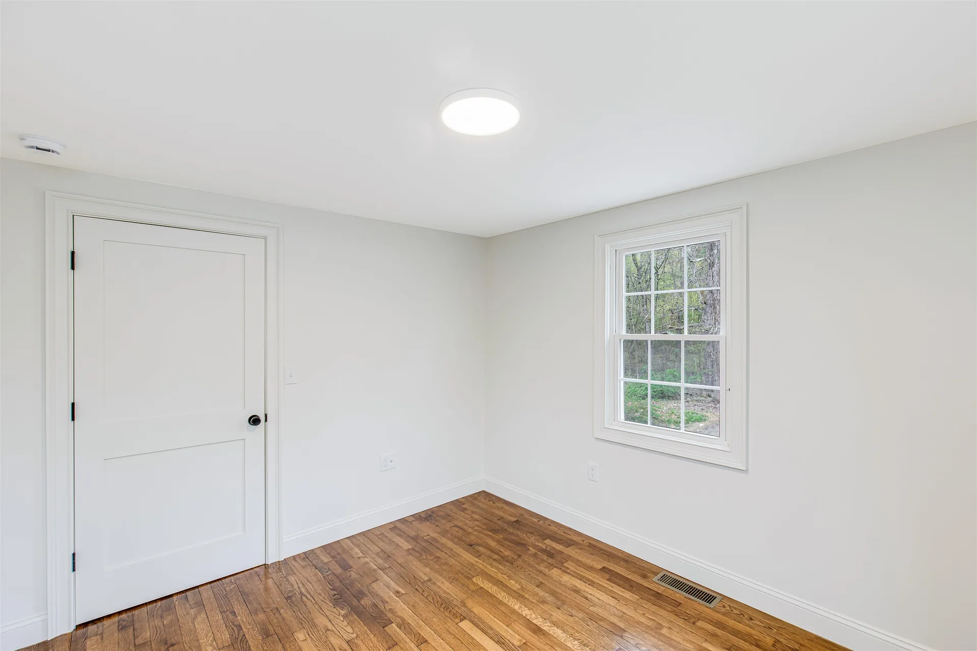 11 Merrimac Road Newton NH 03858