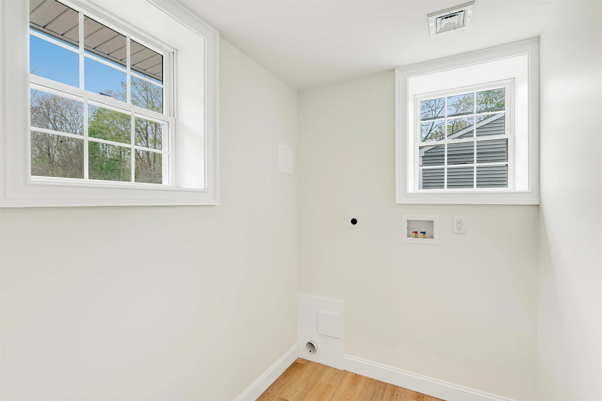 11 Merrimac Road Newton NH 03858