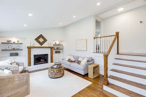 11 Merrimac Road Newton NH 03858