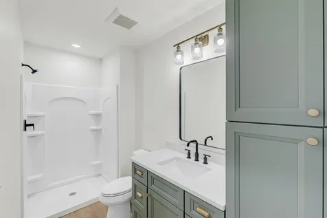11 Merrimac Road Newton NH 03858