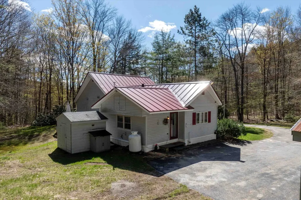 1417 Dublin Road Plymouth VT 05056