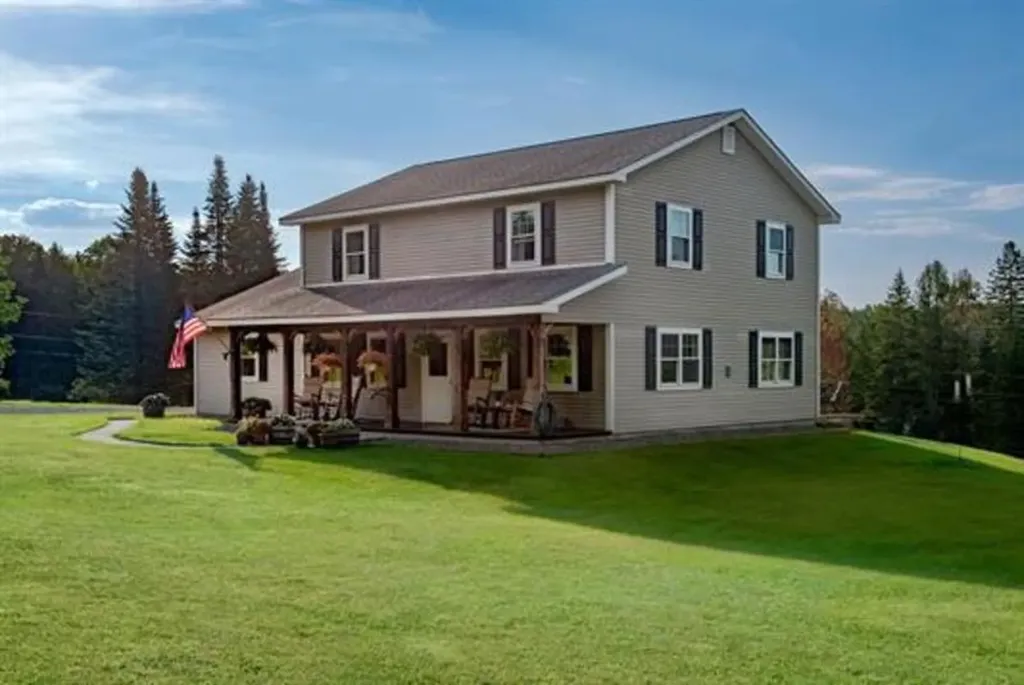 130 Center Road Hardwick VT 05843