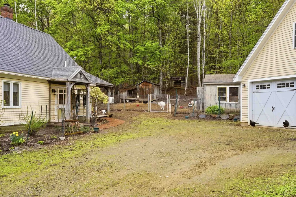 186 Hackleboro Road Canterbury NH 03224