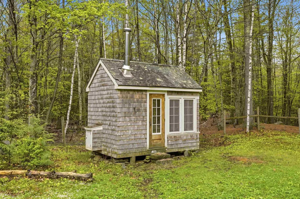 186 Hackleboro Road Canterbury NH 03224