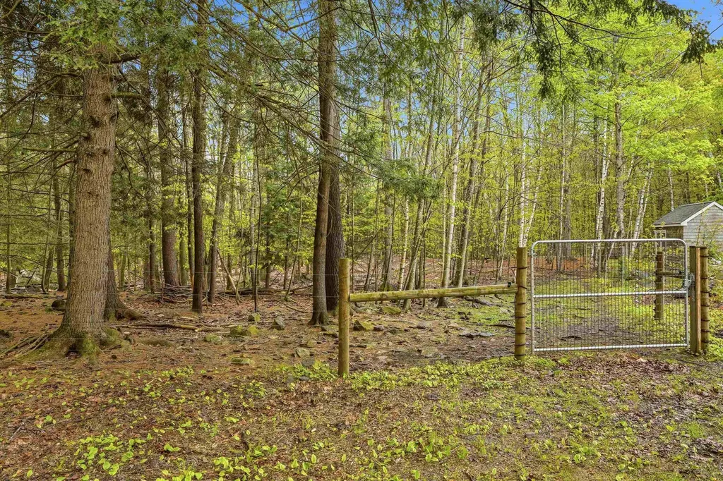 186 Hackleboro Road Canterbury NH 03224