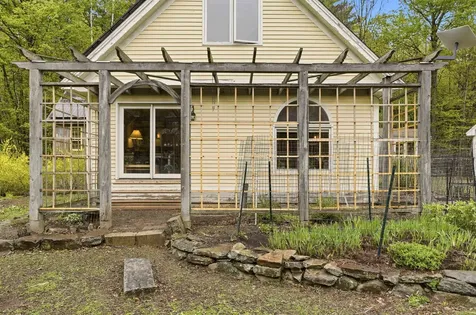 186 Hackleboro Road Canterbury NH 03224