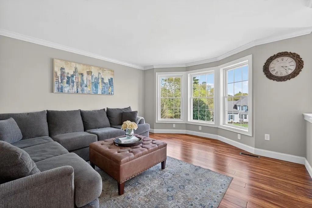 5 Cobblestone Road Pelham NH 03076