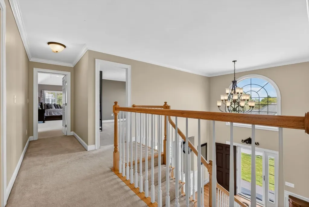 5 Cobblestone Road Pelham NH 03076