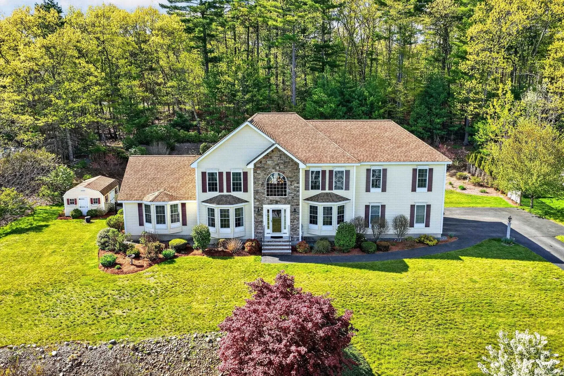 5 Cobblestone Road Pelham NH 03076