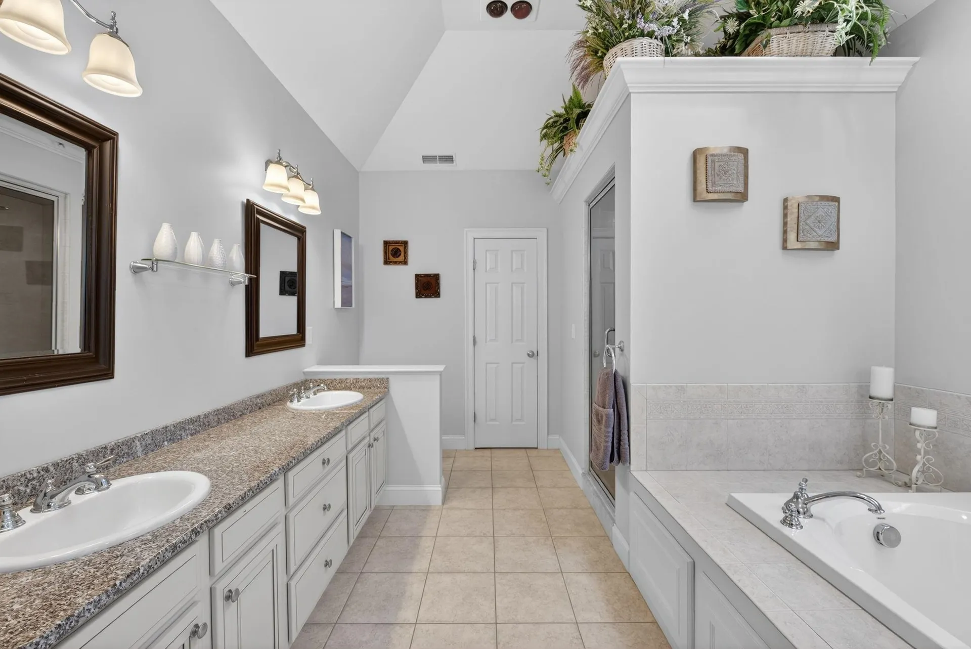 5 Cobblestone Road Pelham NH 03076