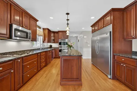 5 Cobblestone Road Pelham NH 03076
