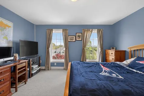 5 Cobblestone Road Pelham NH 03076