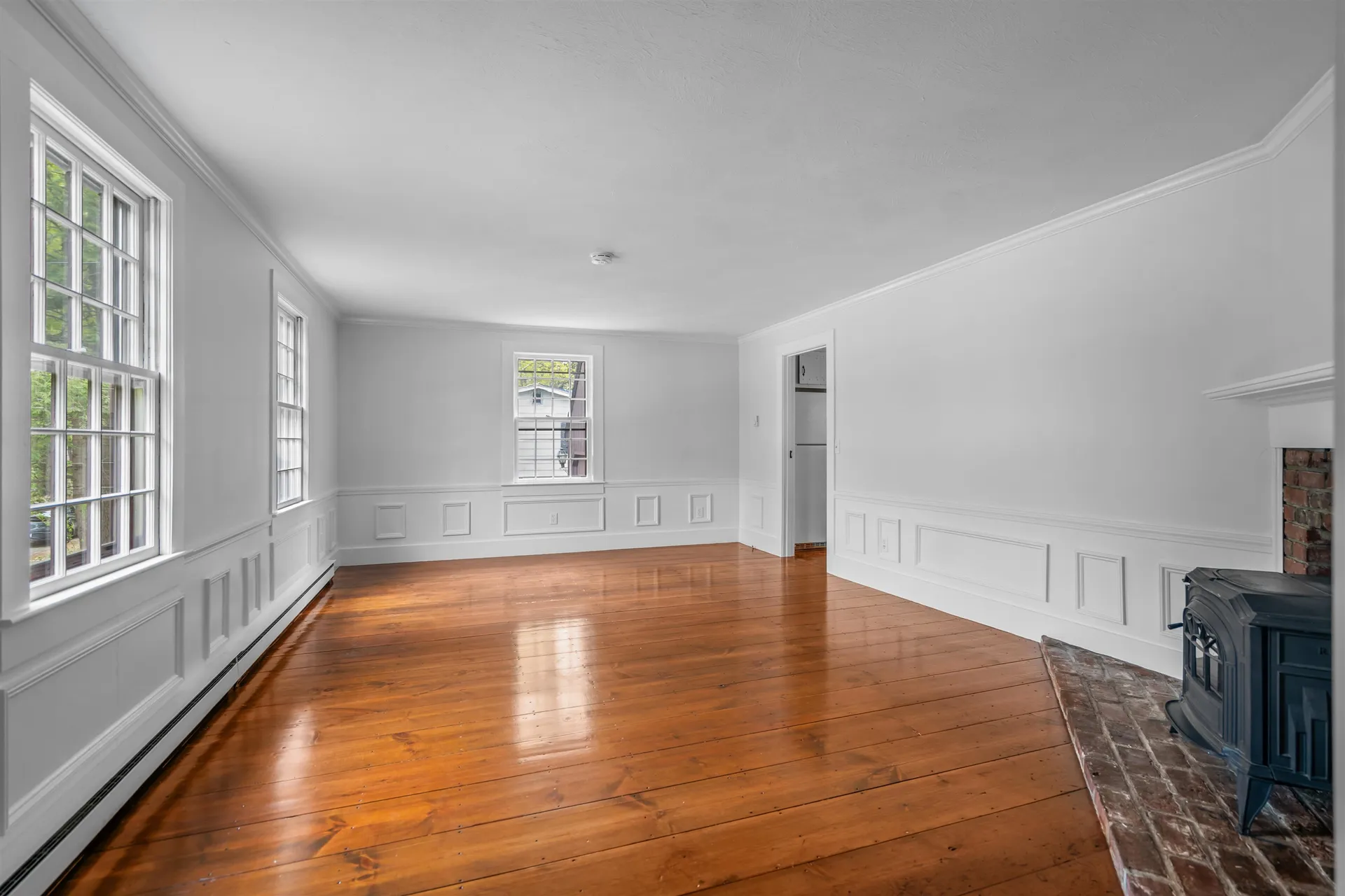 13 Wakefield Drive Nashua NH 03062