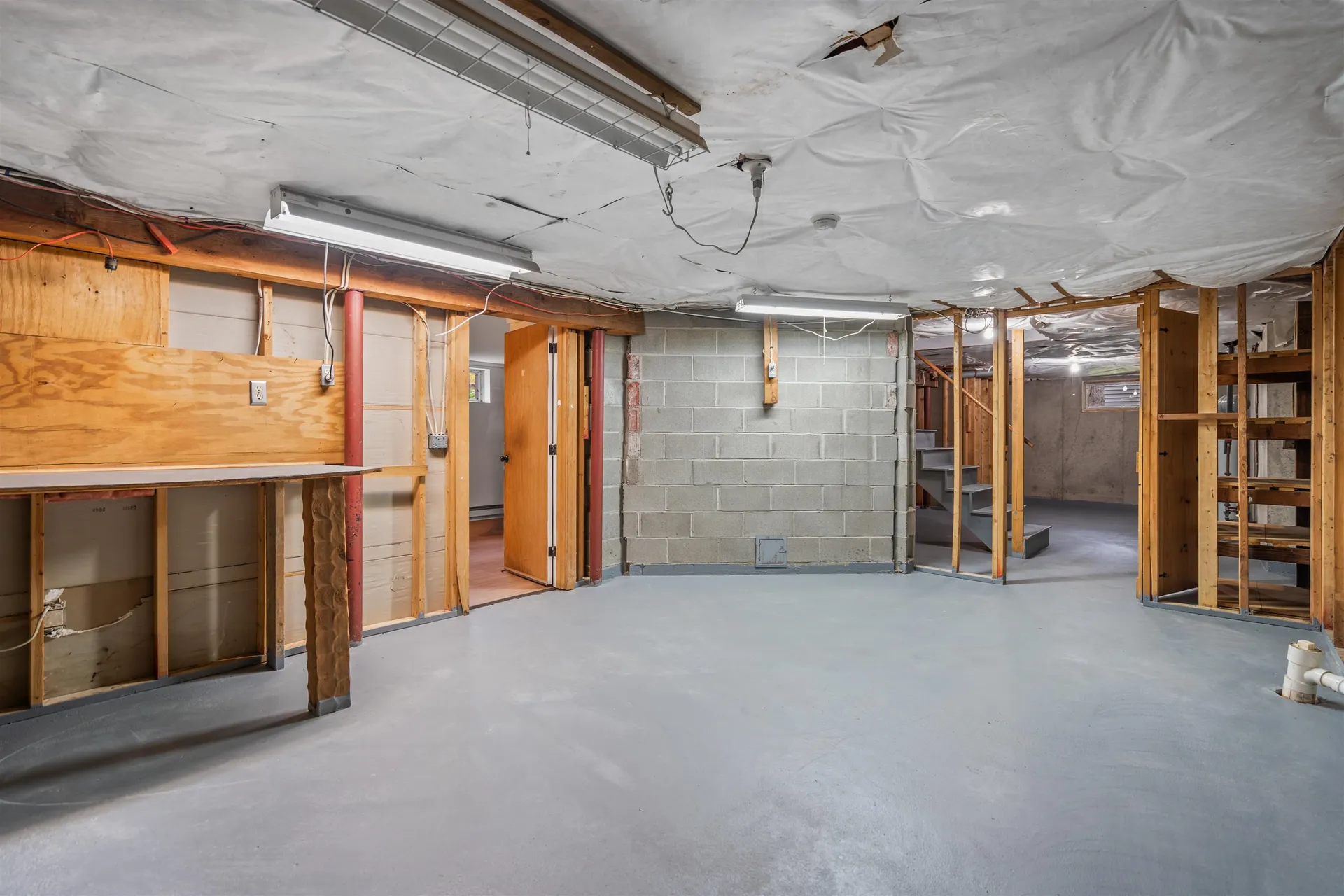 13 Wakefield Drive Nashua NH 03062