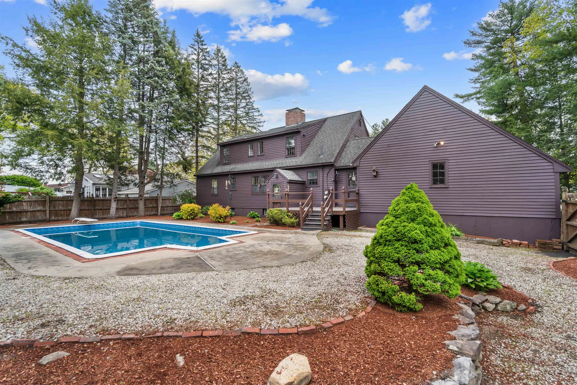 13 Wakefield Drive Nashua NH 03062