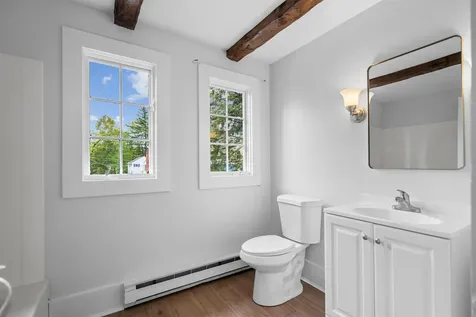 13 Wakefield Drive Nashua NH 03062