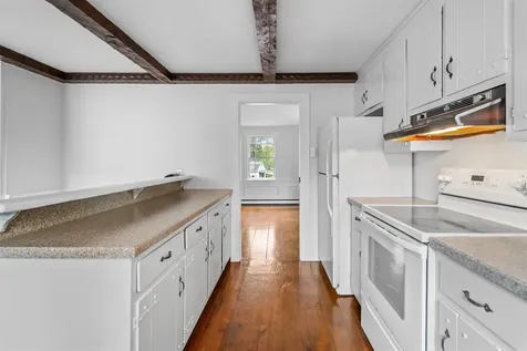 13 Wakefield Drive Nashua NH 03062