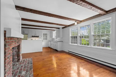 13 Wakefield Drive Nashua NH 03062
