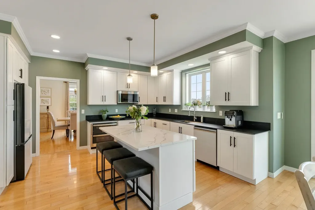 31 Vale Drive South Burlington VT 05403