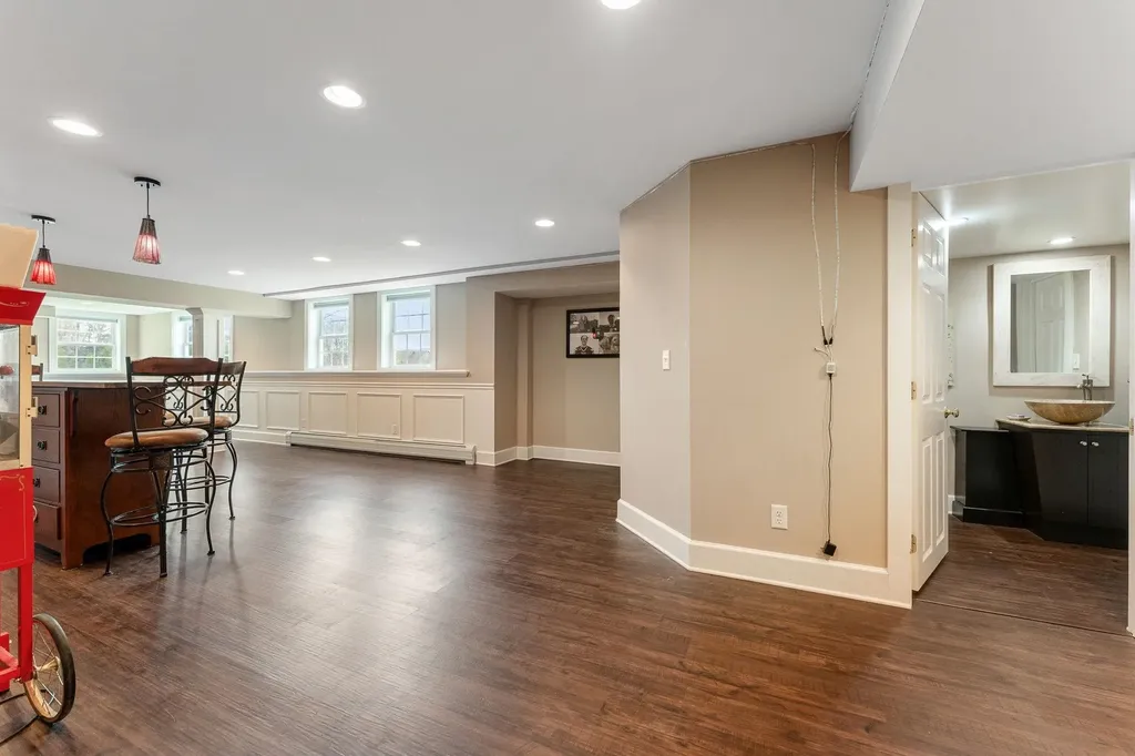 31 Vale Drive South Burlington VT 05403