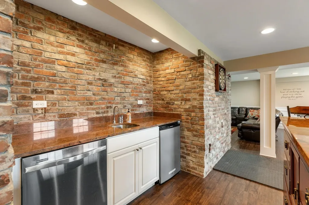 31 Vale Drive South Burlington VT 05403