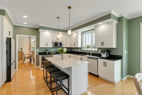 31 Vale Drive South Burlington VT 05403