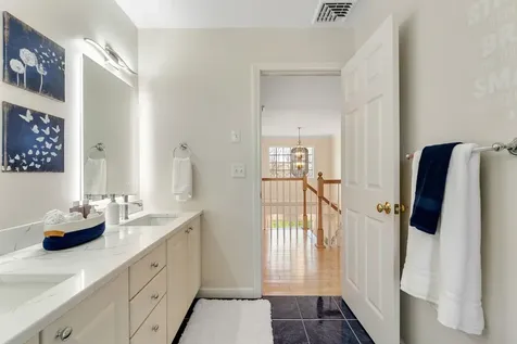 31 Vale Drive South Burlington VT 05403