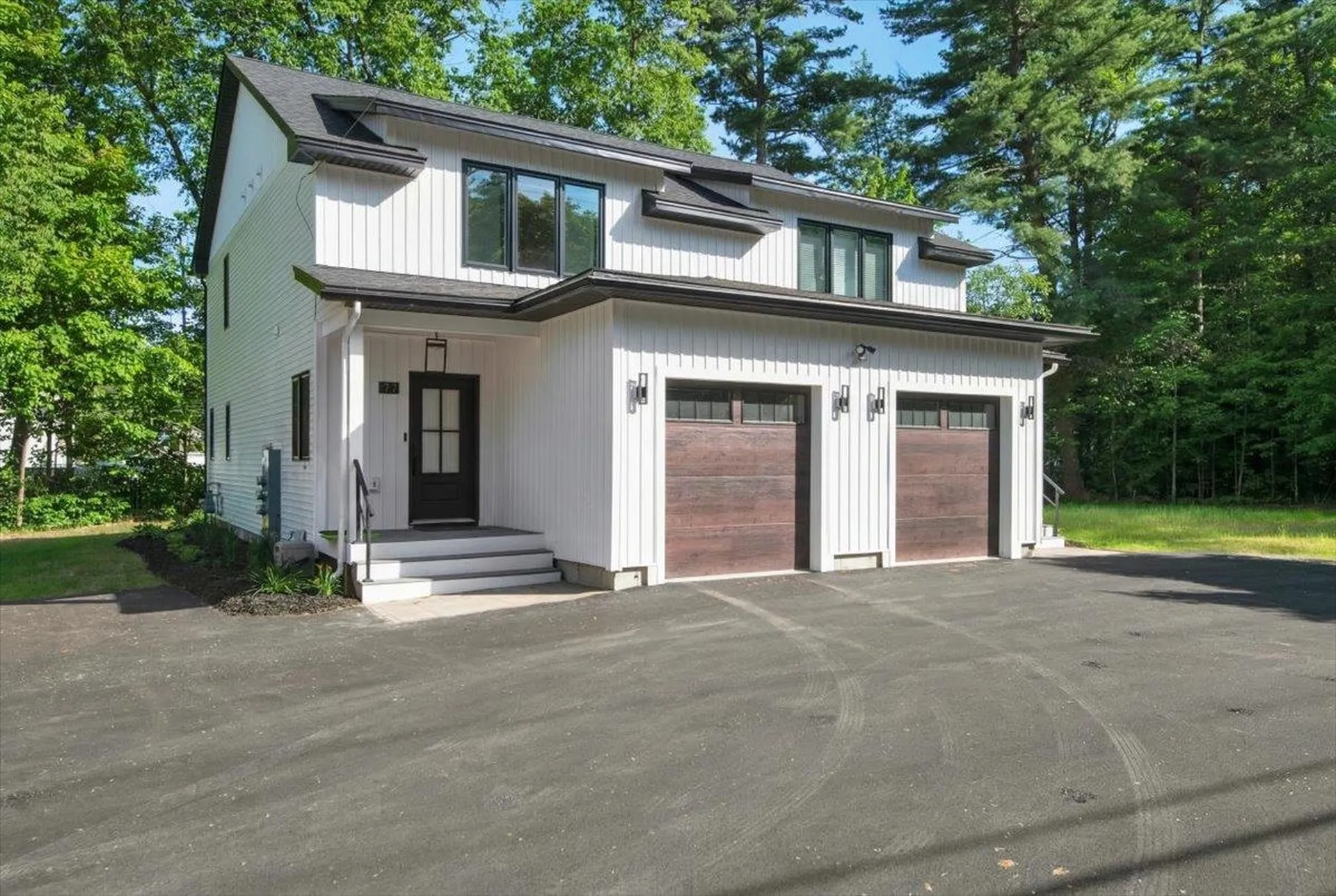 Colchester VT, 77 Colchester Point Road