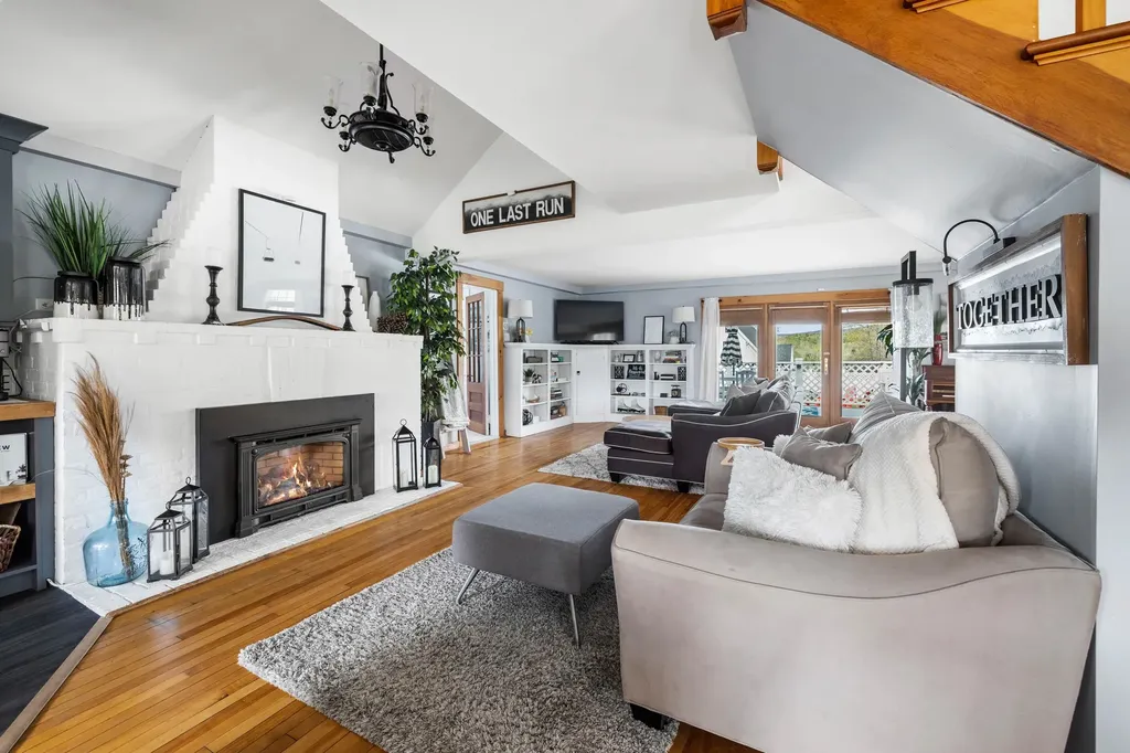 193 Rt.9 East Wilmington VT 05363