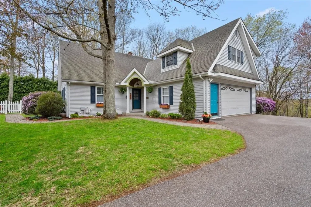 5 Mason Drive Essex Junction VT 05452