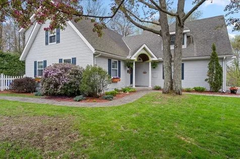 5 Mason Drive Essex Junction VT 05452